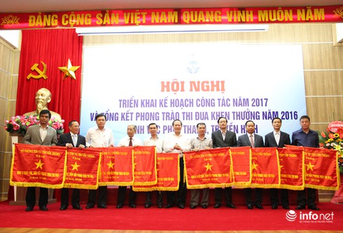 Bộ trưởng Bộ TT&TT bức xúc việc học sinh bắt chước lời thoại nhảm trên TV - ảnh 3