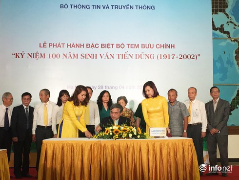 Phát hành đặc biệt bộ tem Kỷ niệm 100 năm sinh Đại tướng Văn Tiến Dũng - ảnh 2