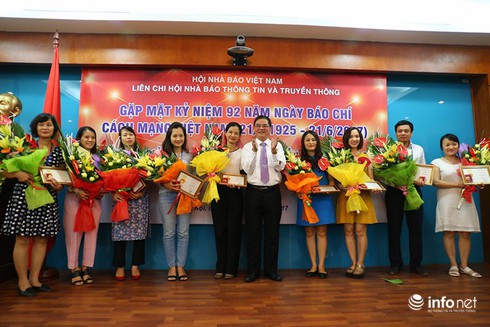 Trao Giải Báo chí Liên chi hội Nhà báo TT&TT lần thứ XIII - ảnh 3