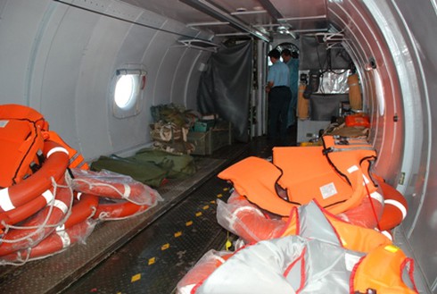 Máy bay MH370 mất tích: Hình ảnh tìm kiếm từ trên cao - ảnh 2