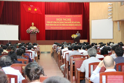 Các nhà xuất bản nỗ lực vượt qua khó khăn - ảnh 1