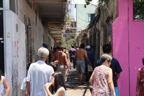 TP.HCM: Trời nắng nóng, hai vụ cháy liên tiếp xảy ra - ảnh 4