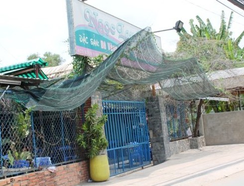 Hai nhóm hỗn chiến náo loạn khu phố, 1 người tử vong - ảnh 1