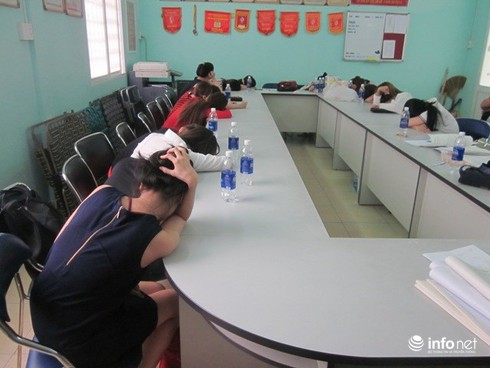 Độc chiêu “mồi” khách Tây mua dâm của nữ tiếp viên nhà hàng ở Sài Gòn - ảnh 1