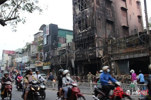 Vụ cháy gần chục căn nhà tại TP.HCM: Xác định được nguyên nhân - ảnh 1