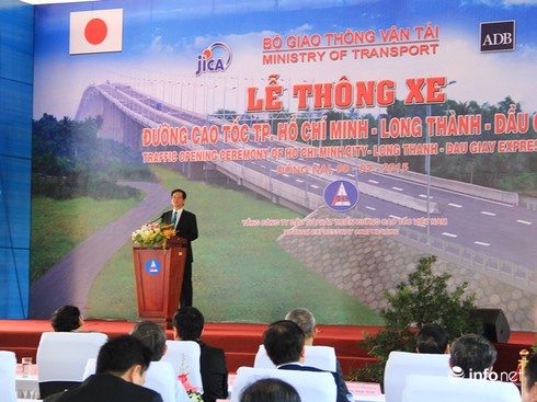 Thông xe toàn tuyến cao tốc hiện đại nhất Việt Nam - ảnh 2