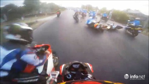 Vụ thành viên bảo vệ đoàn đua tử nạn: Nhóm mô tô phượt được cho phép vượt? - ảnh 2