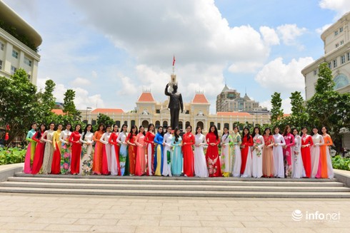 Người đẹp Hoa khôi ĐBSCL 2015 thướt tha áo dài trên phố Sài Gòn - ảnh 7