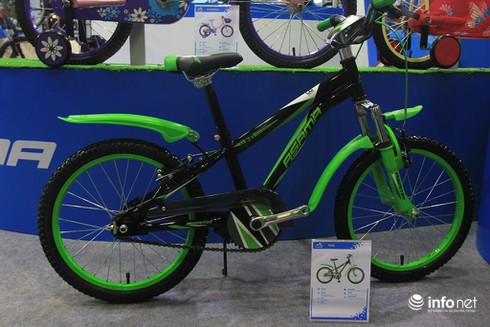 Khai mạc Triển lãm Quốc tế Xe Hai Bánh Việt Nam 2015 - ảnh 7