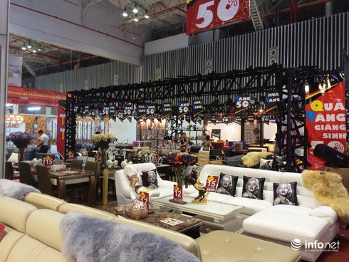 1000 gian hàng trưng bày sản phẩm tại Triển lãm Vietbuild Home 2015 - ảnh 2