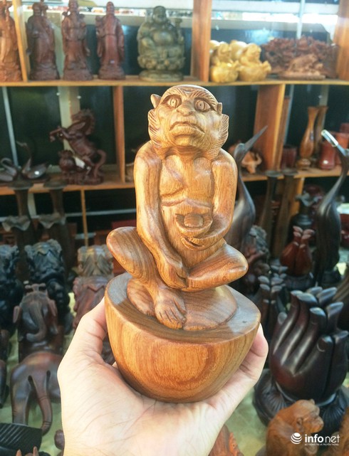 Người Sài Gòn sắm đồ gỗ giá trăm triệu chơi tết - ảnh 10