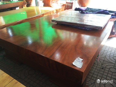 Người Sài Gòn sắm đồ gỗ giá trăm triệu chơi tết - ảnh 19