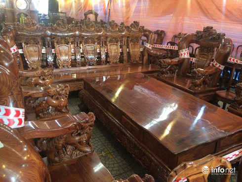 Người Sài Gòn sắm đồ gỗ giá trăm triệu chơi tết - ảnh 15