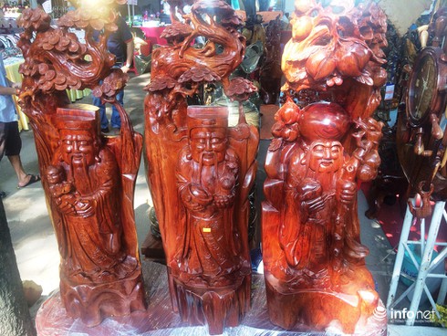 Người Sài Gòn sắm đồ gỗ giá trăm triệu chơi tết - ảnh 5