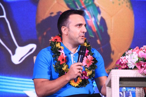 Hình ảnh các tuyển thủ futsal Việt Nam giao lưu cùng người hâm mộ TP.HCM - ảnh 14