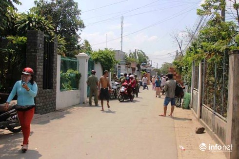 Đến chữa cháy, người dân phát hiện hai cha con bị đâm, tử vong trong nhà - ảnh 1