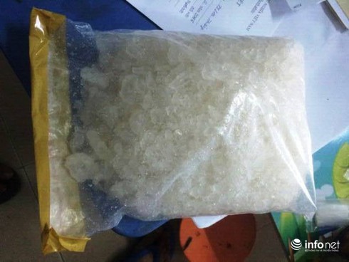 Triệt phá đường dây buôn “hàng đá” Bắc – Nam - ảnh 1