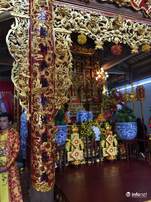 Ngắm Đền thờ Tổ hoành tráng của nghệ sĩ Hoài Linh mới khánh thành - ảnh 8