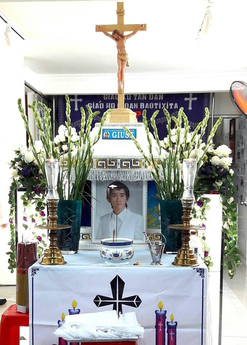 Nghệ sĩ Việt bày tỏ tiếc thương ca sĩ Minh Thuận - ảnh 1