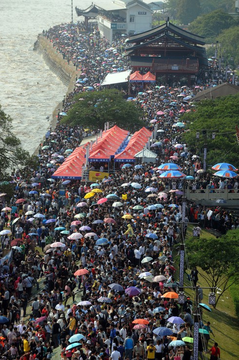 Ngắm thủy triều có một không hai trên sông Tiền Đường - ảnh 3