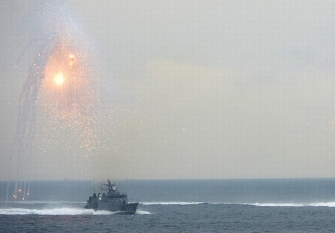 Chùm ảnh: Nhật Bản biểu dương lực lượng Hải quân - ảnh 6