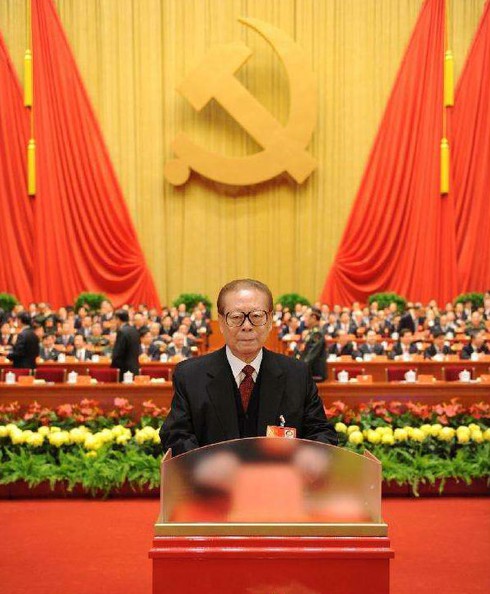 Trung Quốc: Hồi hộp chờ kết quả bỏ phiếu bầu chọn Ủy viên Trung ương - ảnh 3