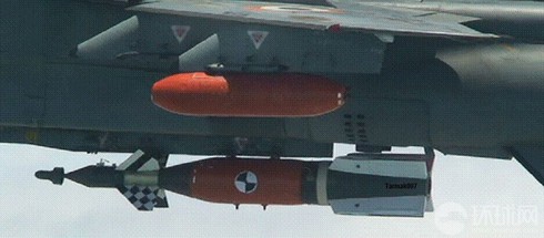 Ấn Độ sử dụng bom dẫn đường laser tự chế - ảnh 2