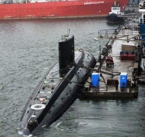 Tàu sân bay Trung Quốc chỉ là mồi ngon của láng giềng - ảnh 2