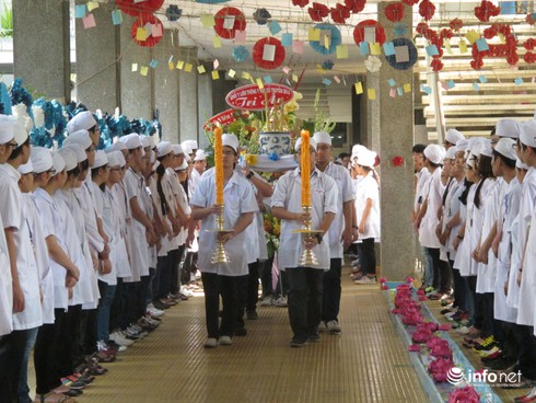 Trang nghiêm, xúc động Lễ tri ân những người hiến xác vì khoa học - ảnh 4