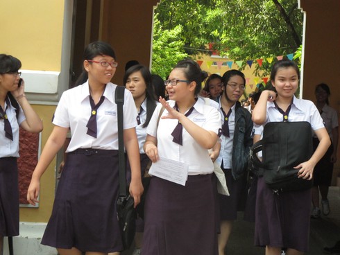 TPHCM: Đề thi thử và đáp án môn Vật lý - ảnh 1