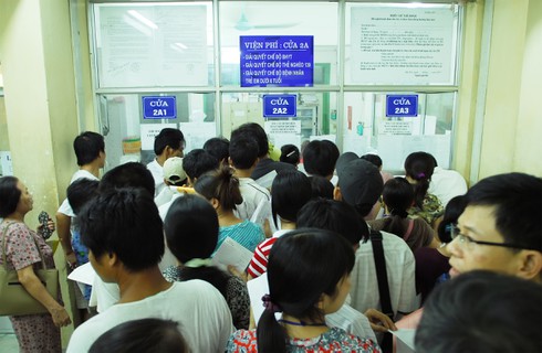 TPHCM: Bán bảo hiểm y tế chưa chuyên nghiệp - ảnh 1