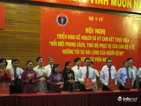 21 tỉnh, thành phố phía Nam cam kết đổi mới thái độ phục vụ trong bệnh viện - ảnh 1