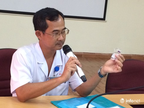 Gắp đầu bút bi bị “bỏ quên” 3 tháng trong phế quản bé trai 7 tuổi - ảnh 1