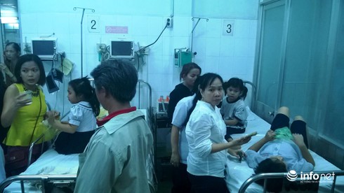 TP.HCM: 98 học sinh ngộ độc thực phẩm trong 4 tháng - ảnh 1