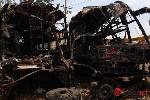 Nạn nhân vụ đâm xe thảm khốc tại Bình Thuận vẫn trong tình trạng nguy kịch - ảnh 1