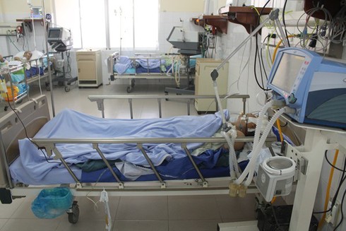 Tài xế xe khách vụ tai nạn tại đèo Prenn đang hôn mê, chấn thương sọ não - ảnh 1