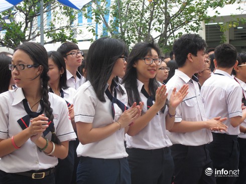 TP.HCM: Giữ nguyên và giảm học phí năm học 2016 - 2017 - ảnh 1