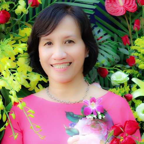 Cô Kim Thư và mong ước thu hẹp khoảng cách ngoại ngữ của HS ngoại thành - ảnh 1