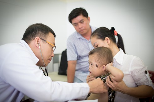Trẻ nghèo được khám và phẫu thuật tim miễn phí ngày 3 và 4/3 - ảnh 1