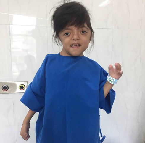 Câu chuyện cổ tích cho cô bé không có ngón tay - ảnh 1