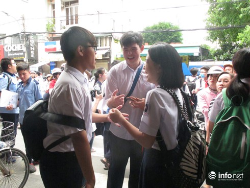 Công bố và xem điểm thi lớp 10 tại TP.HCM: Môn Toán có duy nhất 1 điểm 10 - ảnh 1