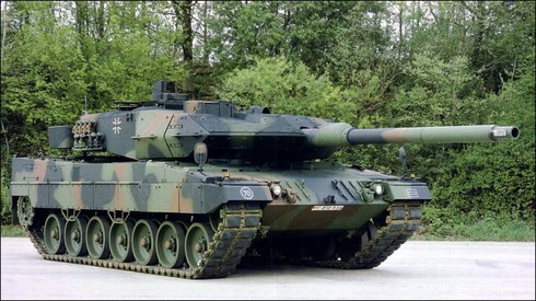 Chuyên gia Nga tự mãn: Siêu tăng Armata của Nga vượt trội Leopard của Đức - ảnh 2