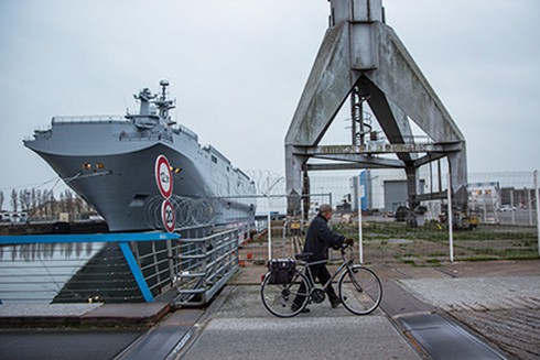 Vụ tàu sân bay Mistral: Pháp sẽ bồi thường Nga 1,16 tỷ Euro - ảnh 1