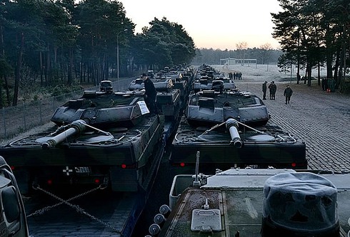 Ba Lan nhận gói vũ khí khủng: 100 xe tăng Leopard 2 - ảnh 1