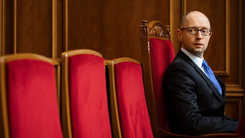 Ukraine thiếu tiền, Yatsenyuk muốn bán 1 triệu ha đất - ảnh 1