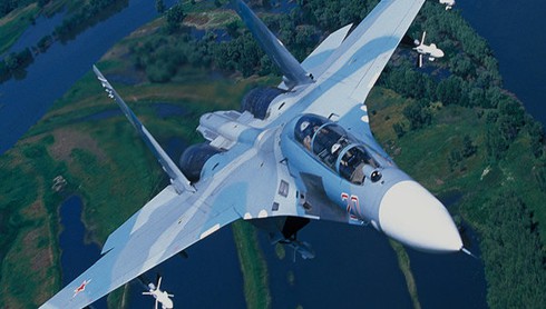 Nga “phản pháo” Mỹ vụ chiến đấu cơ Su-27 chặn máy bay RC-135 - ảnh 1