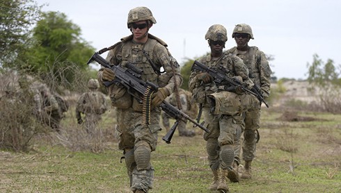 Mỹ không thể thoát khỏi “bóng ma” Chiến tranh Lạnh với Nga - ảnh 1