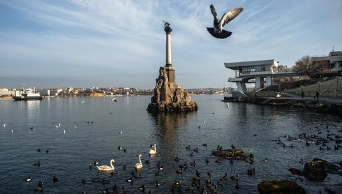 Crimea sẽ kiện Ukraine đòi bồi thường “20 năm cướp bóc” - ảnh 1