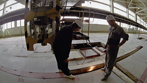 Thượng viện Nga sẵn sàng xem xét việc ngừng thỏa thuận hạt nhân với Mỹ - ảnh 1