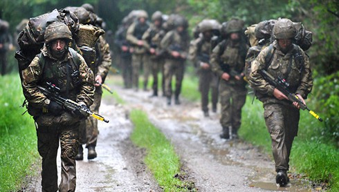 Litva hiến kế cho quân đội Anh đối phó chiến tranh thông tin của Nga - ảnh 1